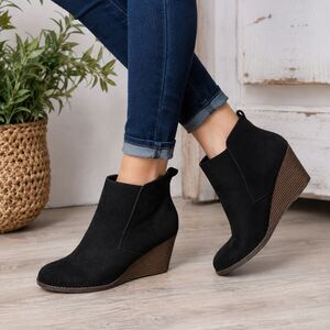 Merona Womens Size 8 Black Suede Wedge Ankle Boots 3.25" Heel Booties